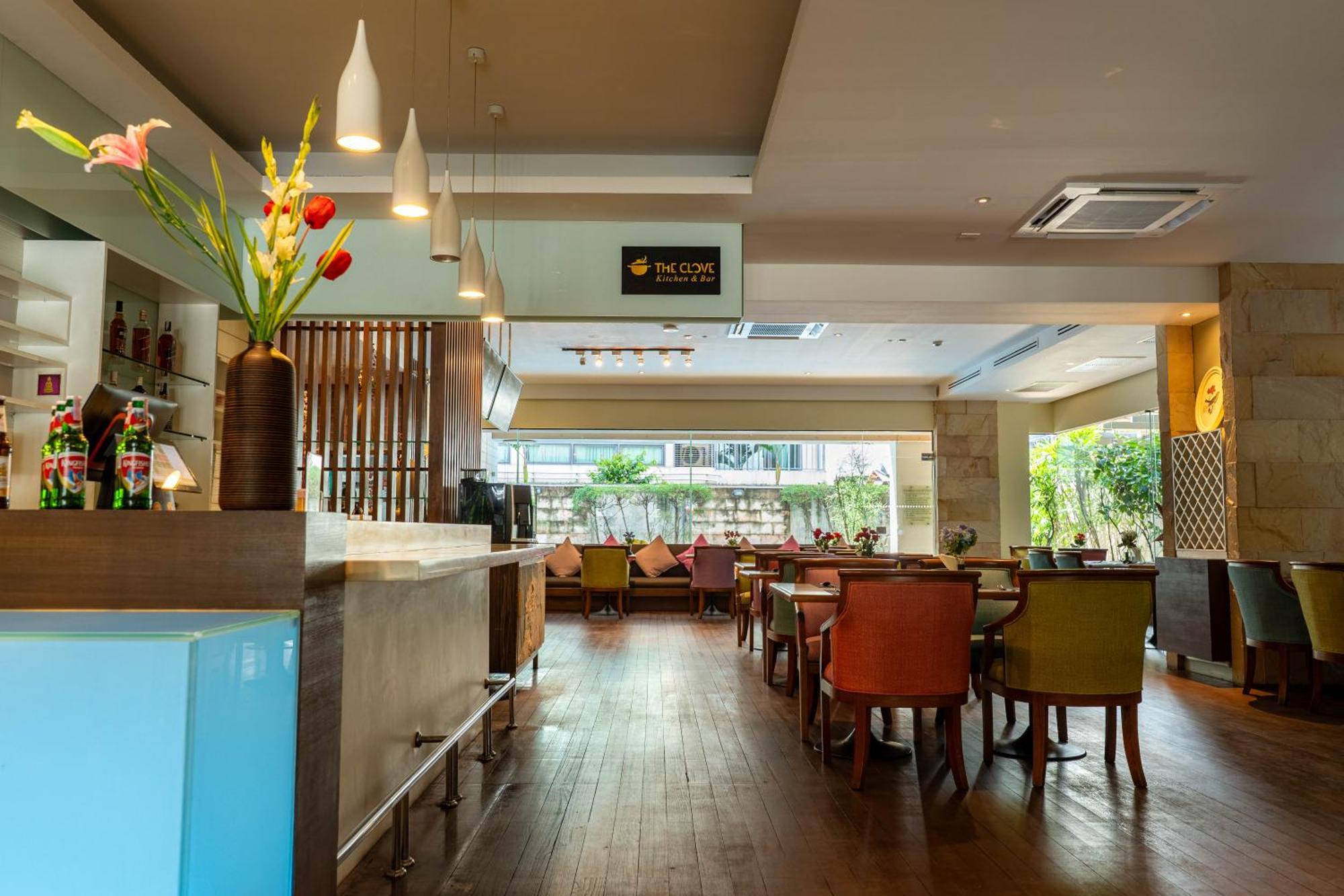 Journeyhub Sukhumvit 26, - Formerly St Hotel 4*