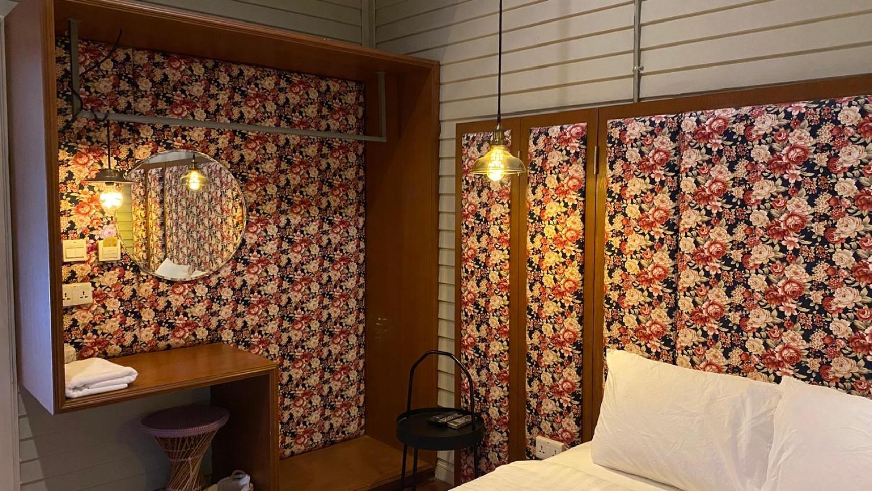 Albergue Azure Bangkok