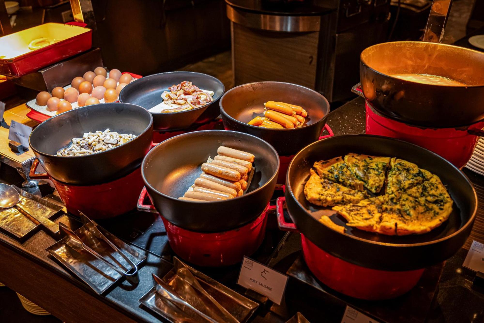 Four Points By Sheraton Ploenchit Sukhumvit Hotel 4*