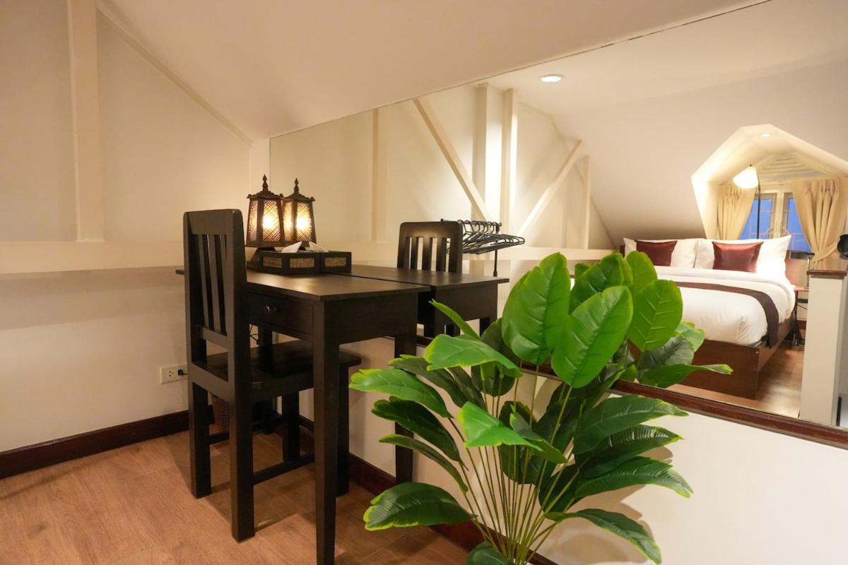 Nivas Wanit 3br 1sfb Yaowarat Mrt Entirehome 85sqm Villa Bangkok