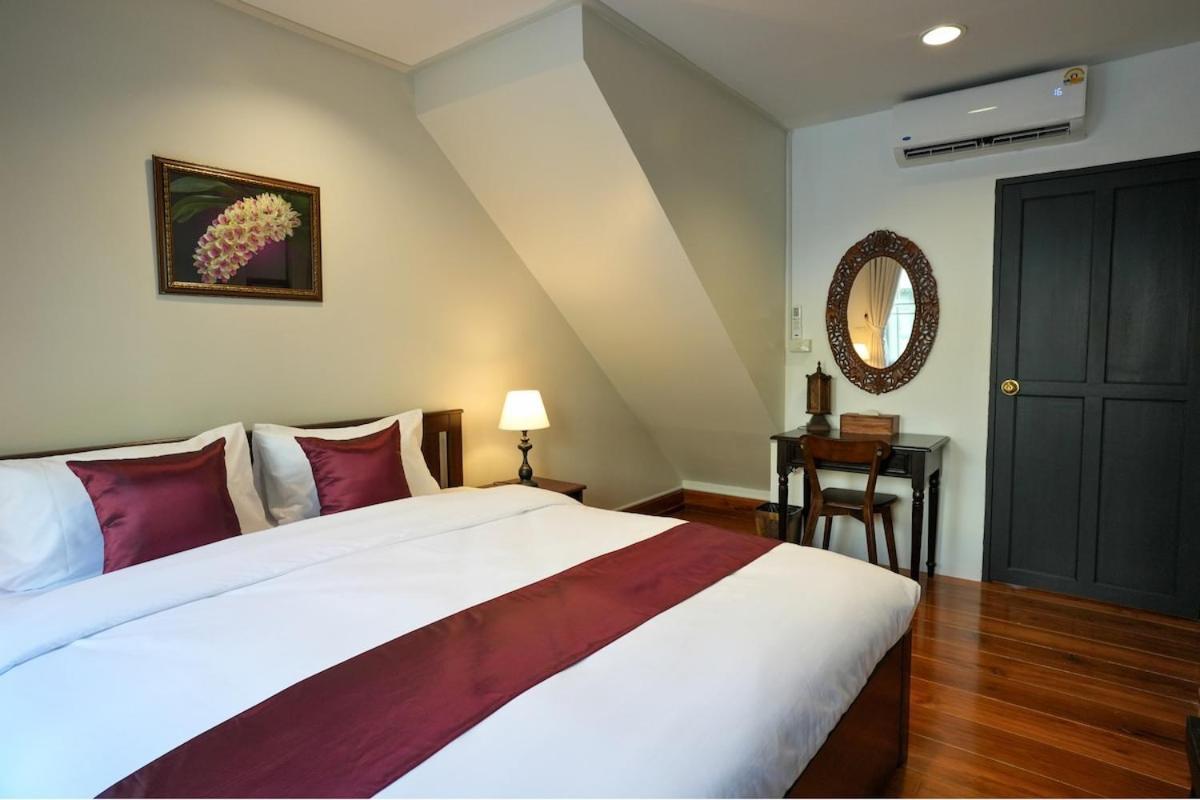 Nivas Wanit 3br 1sfb Yaowarat Mrt Entirehome 85sqm Villa Bangkok
