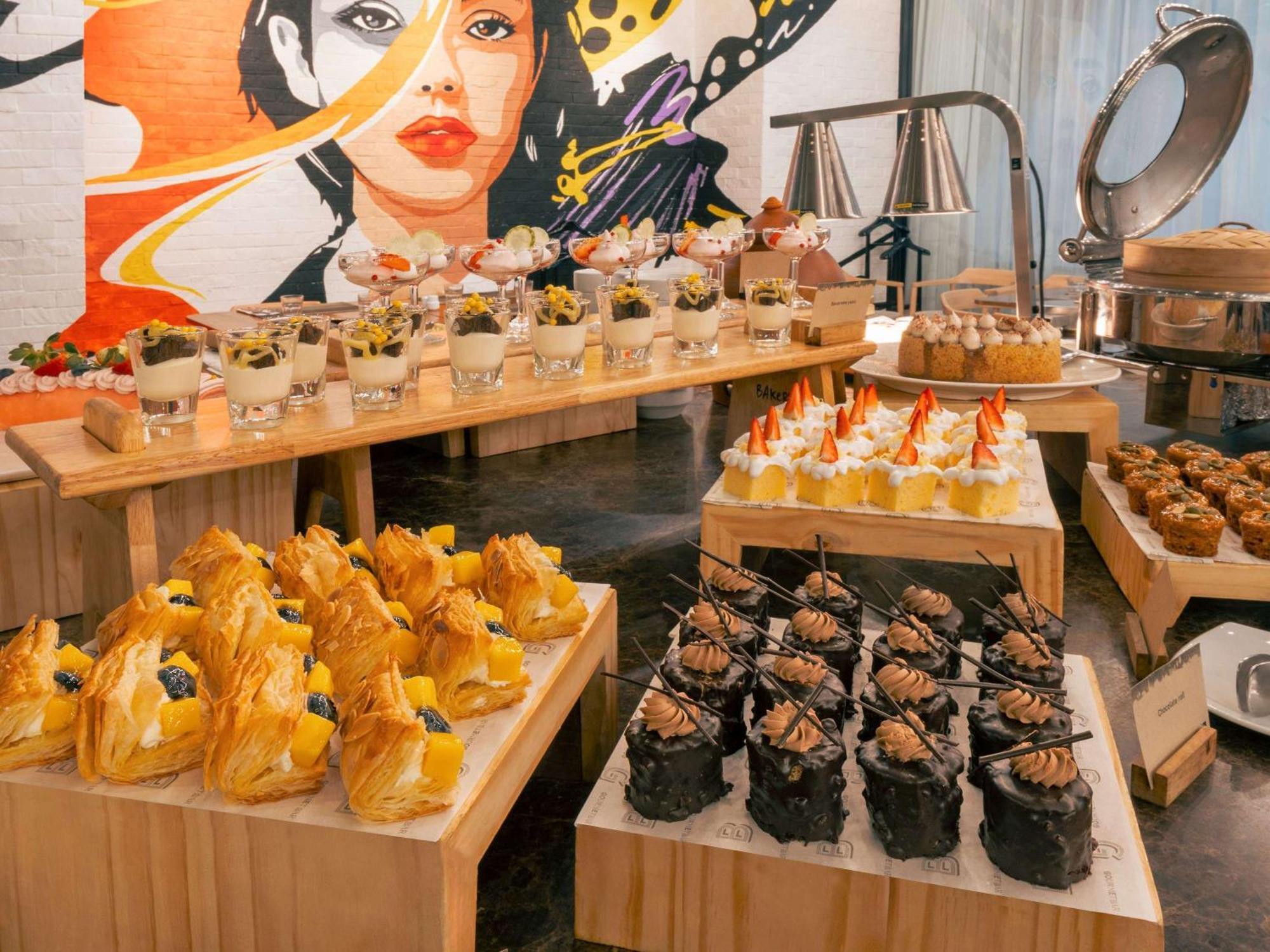 Novotel On Siam Square Hotel 4*