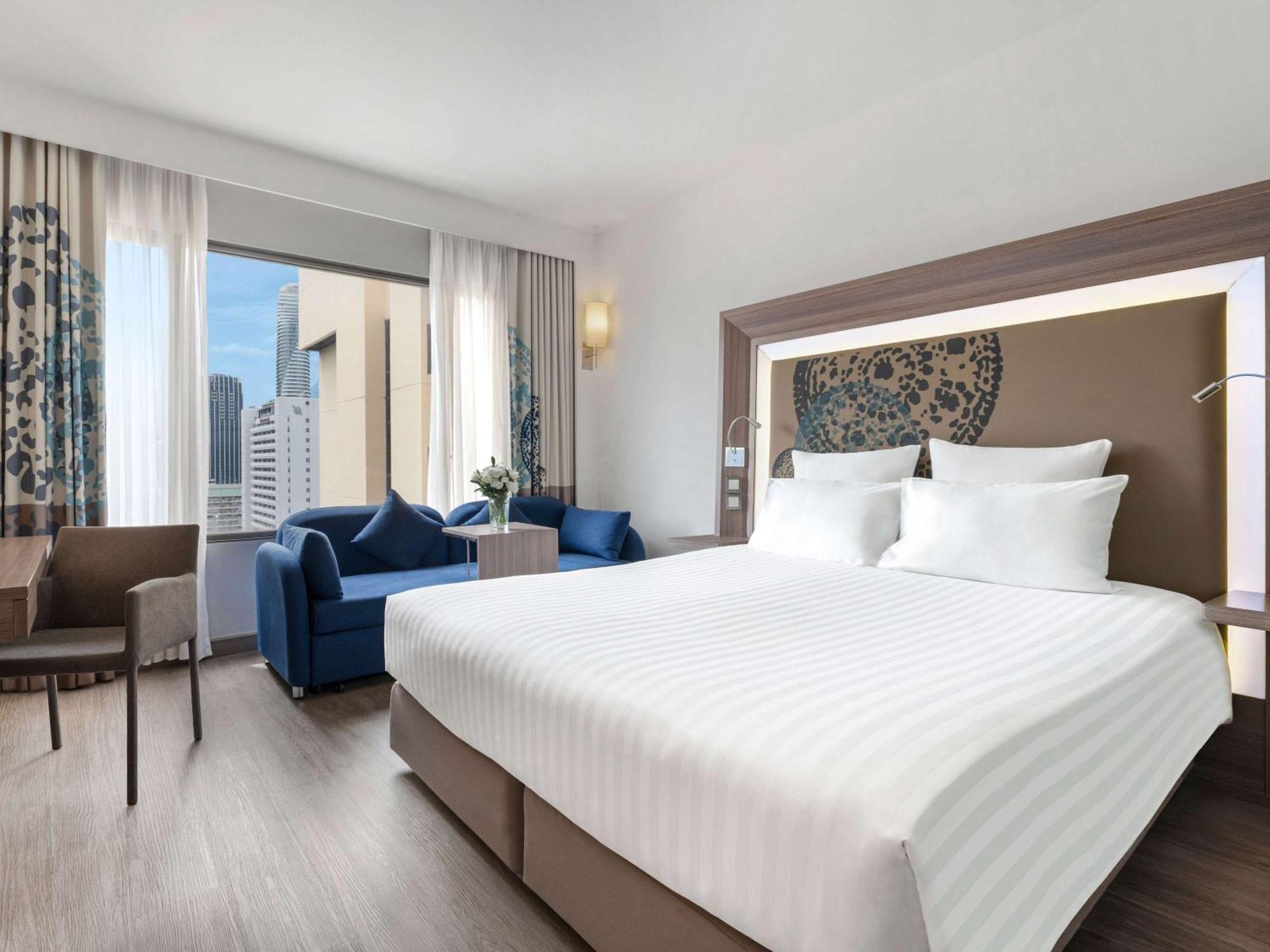 Novotel On Siam Square 4*
