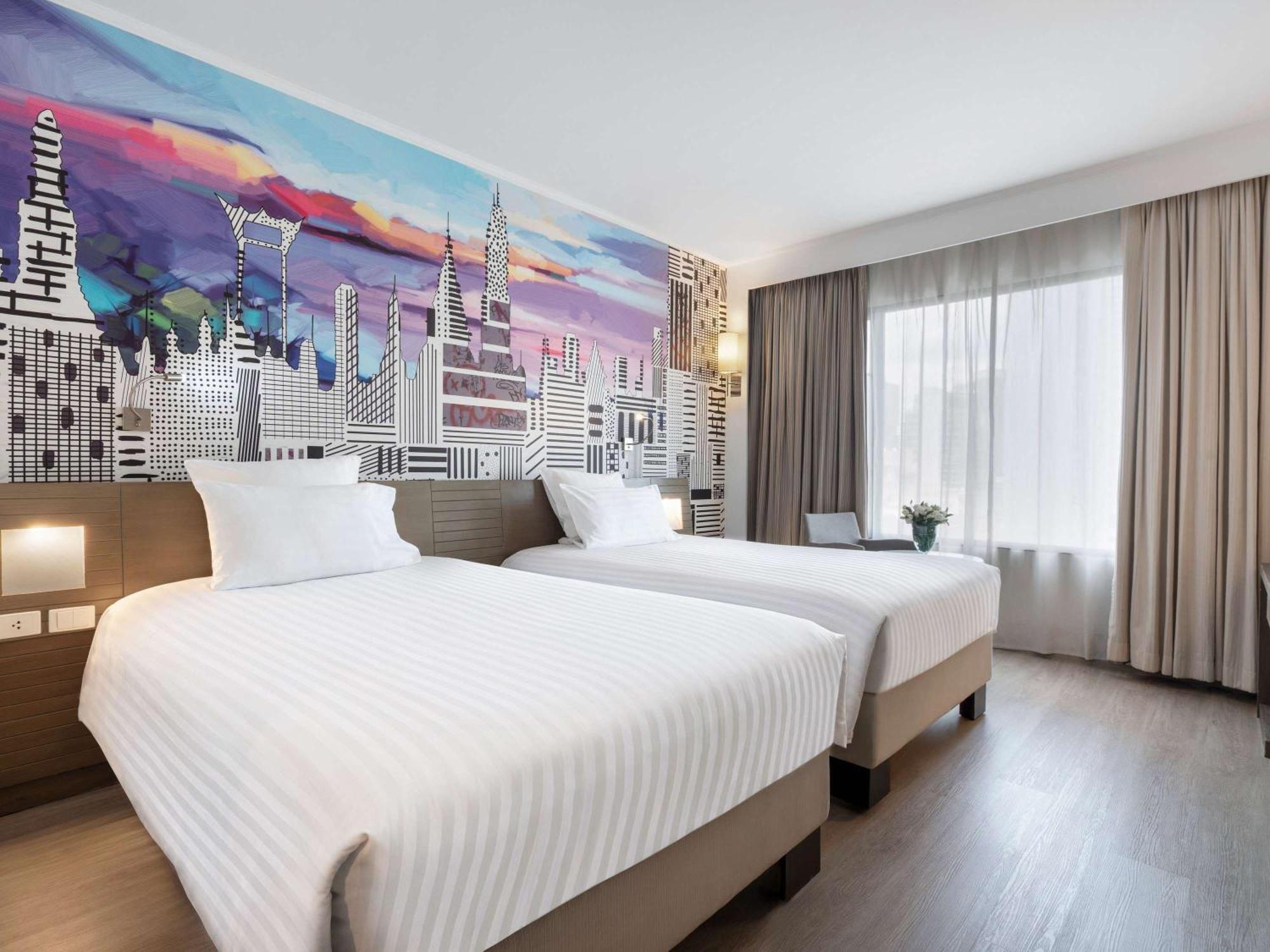 Novotel On Siam Square 4*