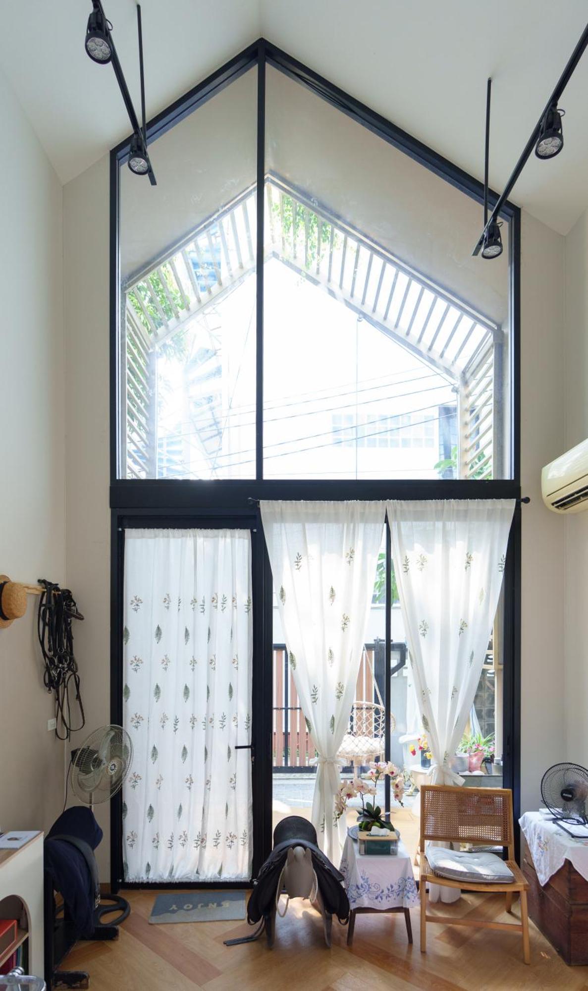 Hiddenmoon Bangkok