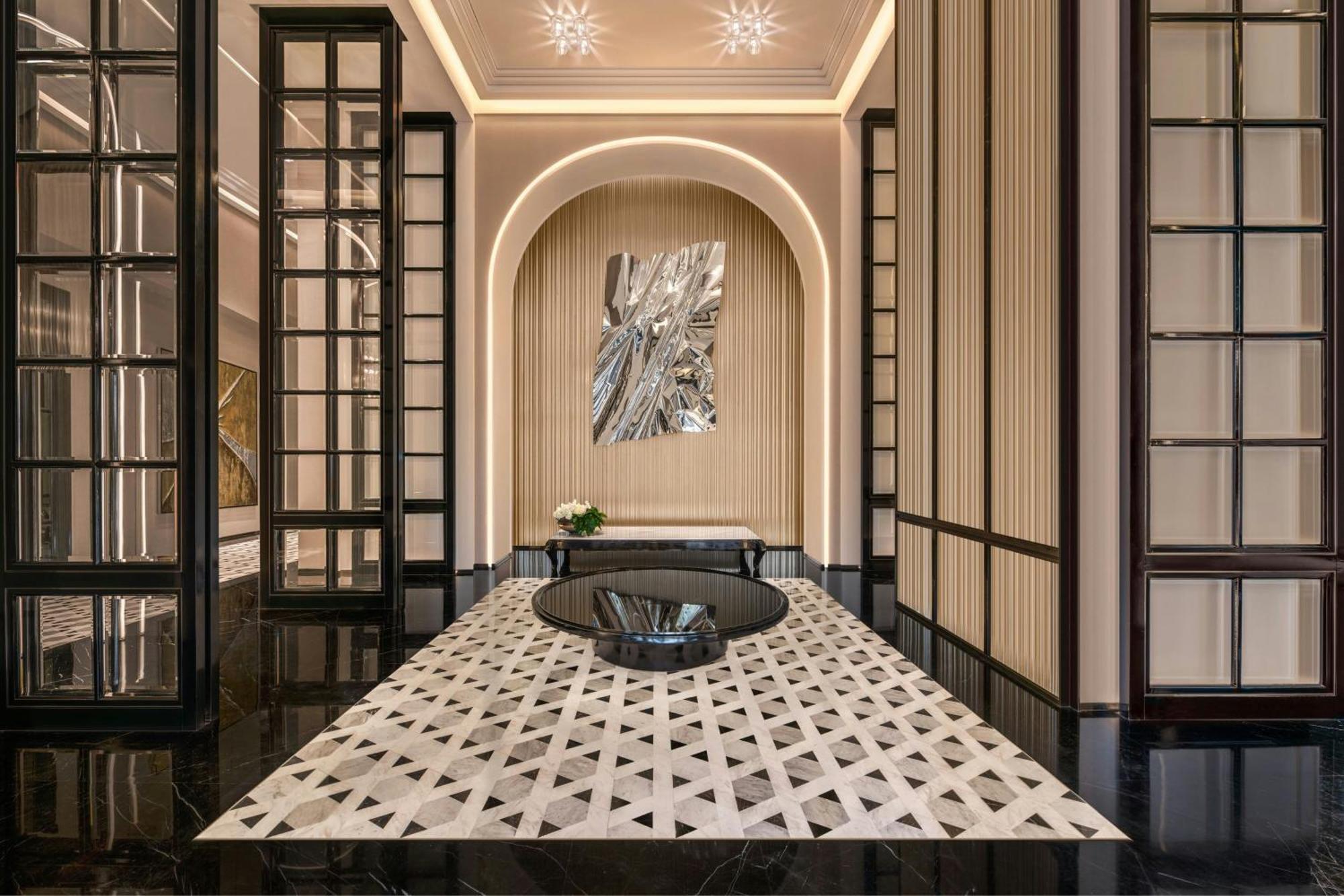 The Ritz-carlton, 5* Bangkok