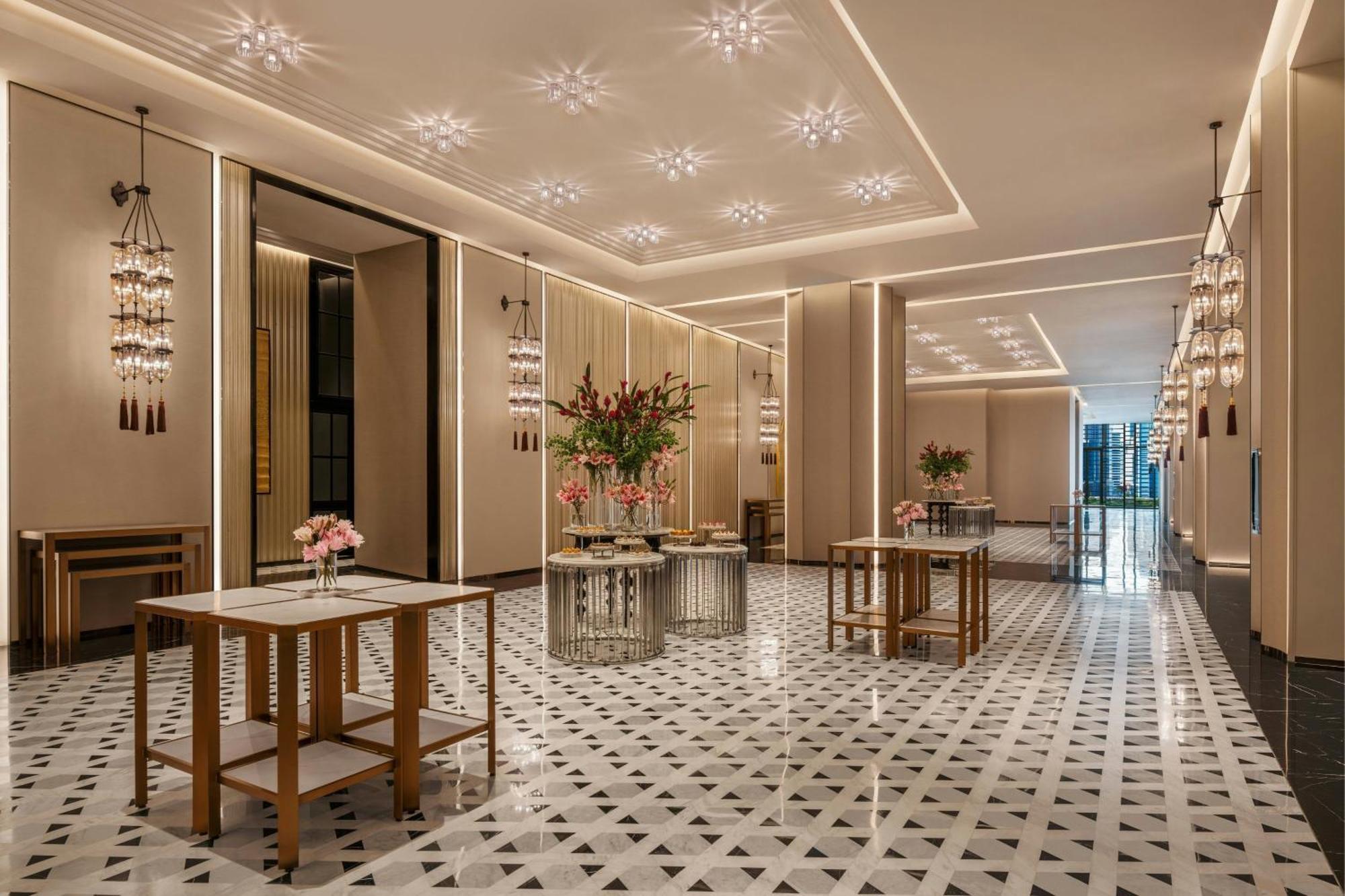 Hotel The Ritz-carlton, 5*