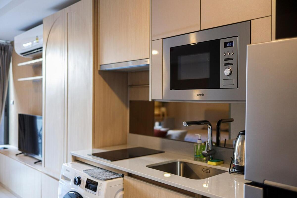Luxury Furnished Rare Amenities