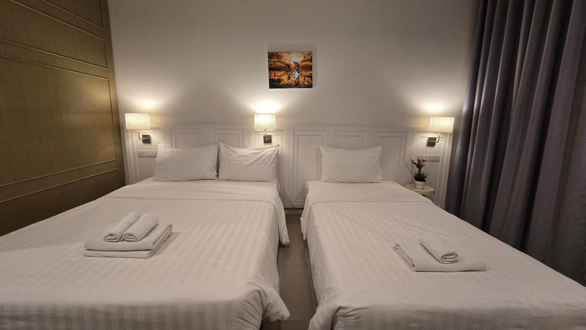 Sleepstation At Pratunam Hotel 3*