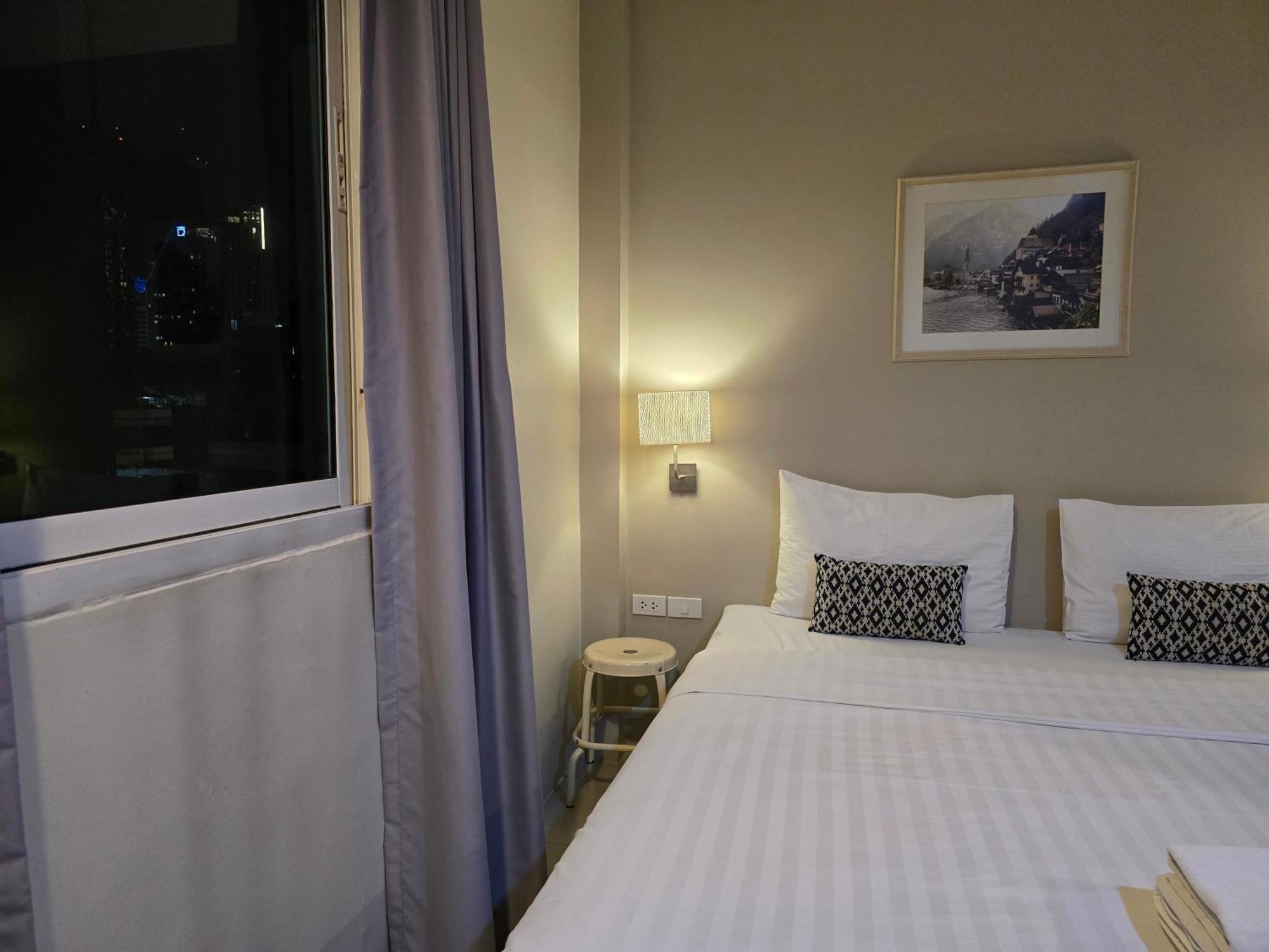 Sleepstation At Pratunam Hotel