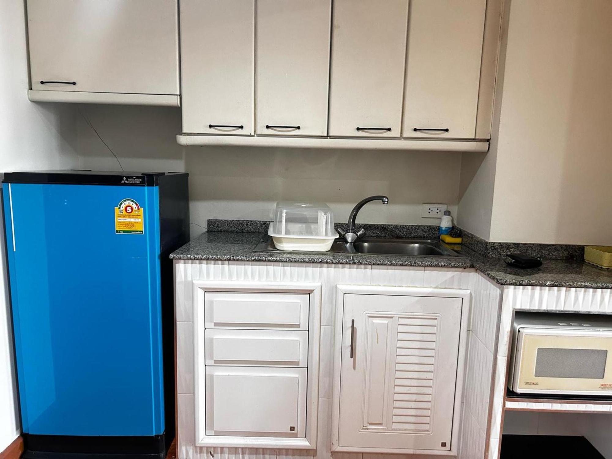 Affordable Serviced In Nana Omni Tower - Prime Sukhumvit Location