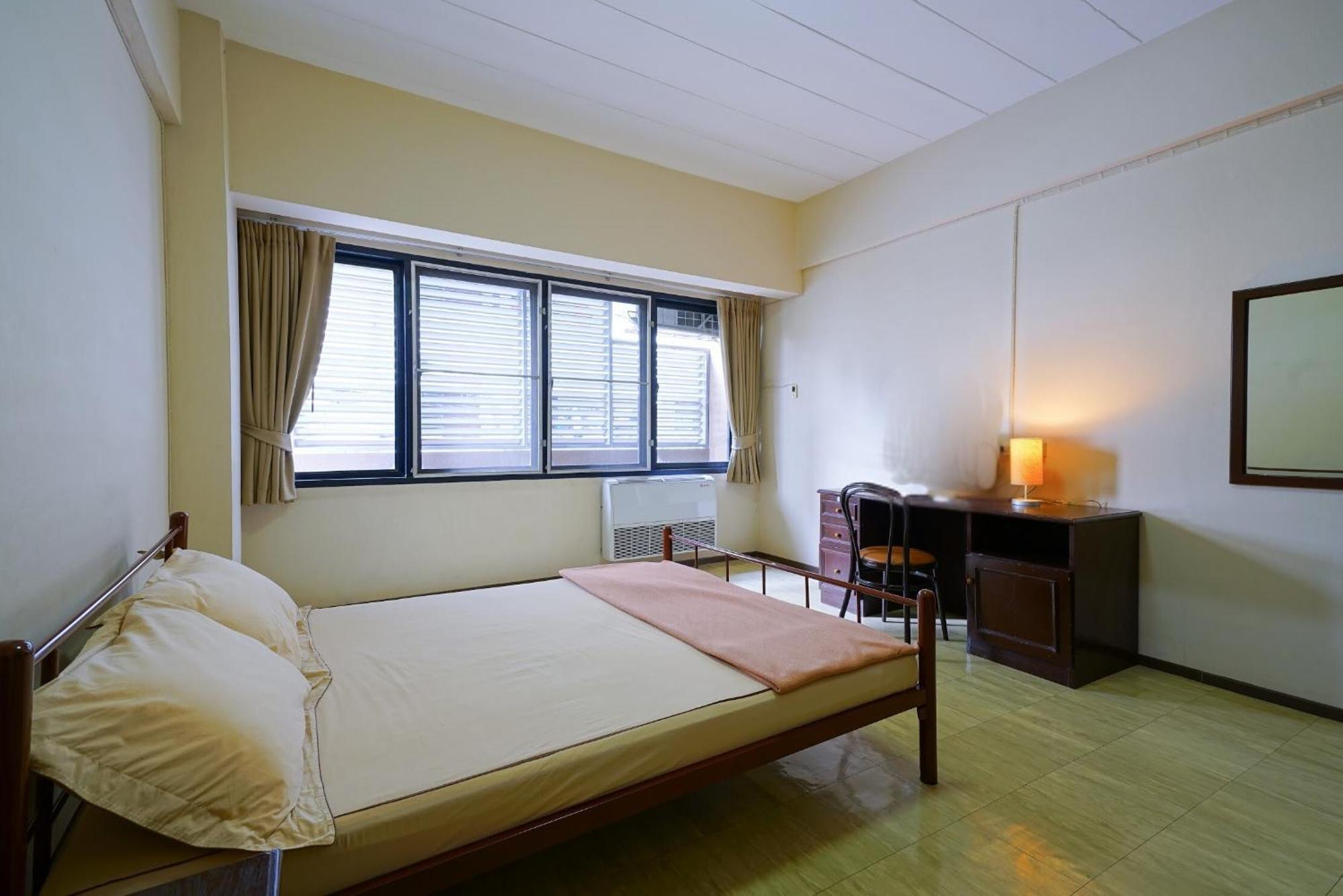 Hotel Petch Tower Ekkamai