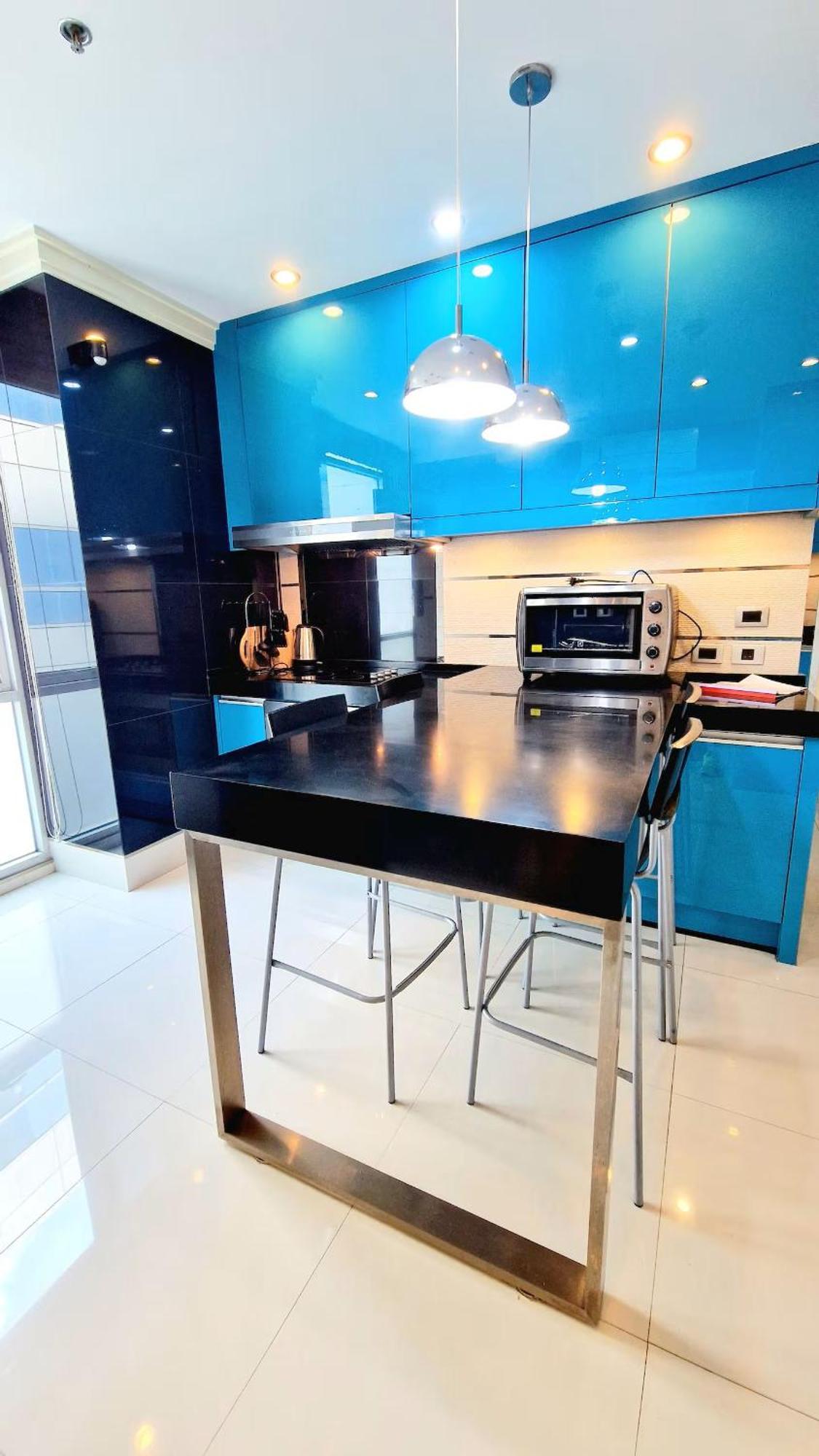 Extremely Spacious Cool Asoke Sleeps 8 250sqm Apartamento