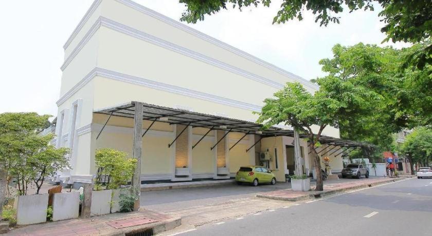 Oyo 1002 Pinklao
