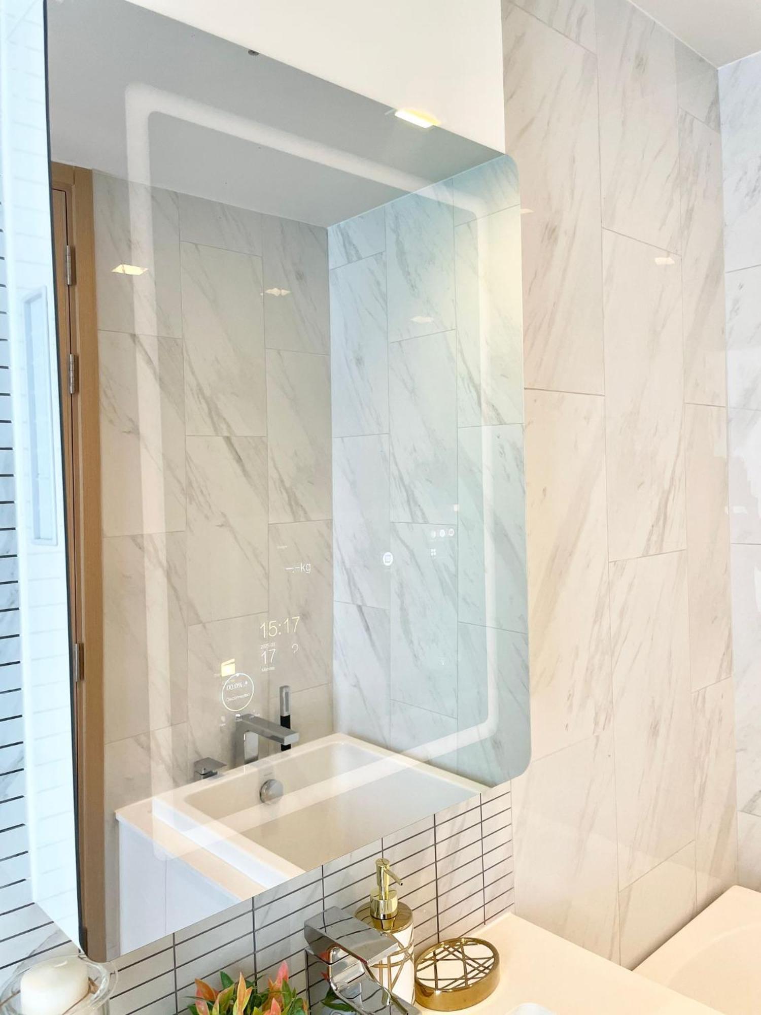Sukhumvit Terminal 21 Asoke Super Luxury Designer 65 Sqm Bangkok