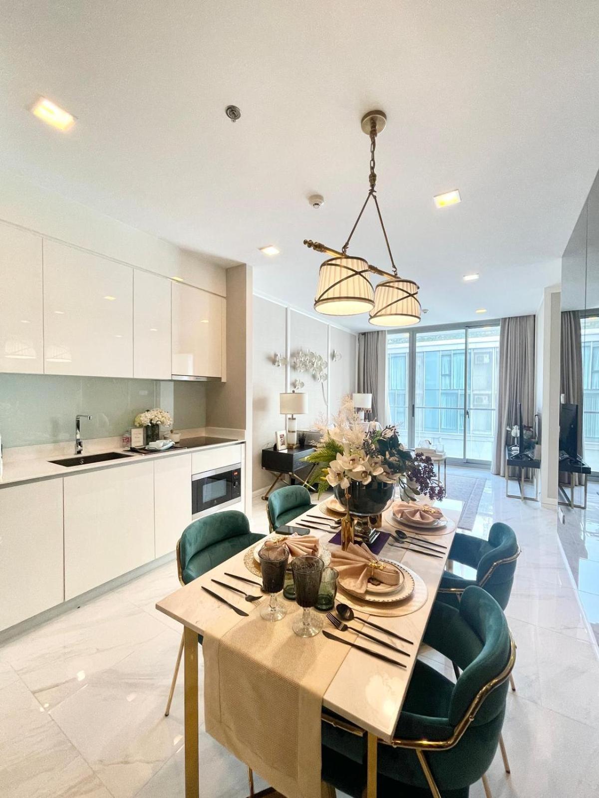 Luxury Modern Location Nana Asoke 65sqm 2 Bed 2 Bathroom Sleeps 4 Apartamento