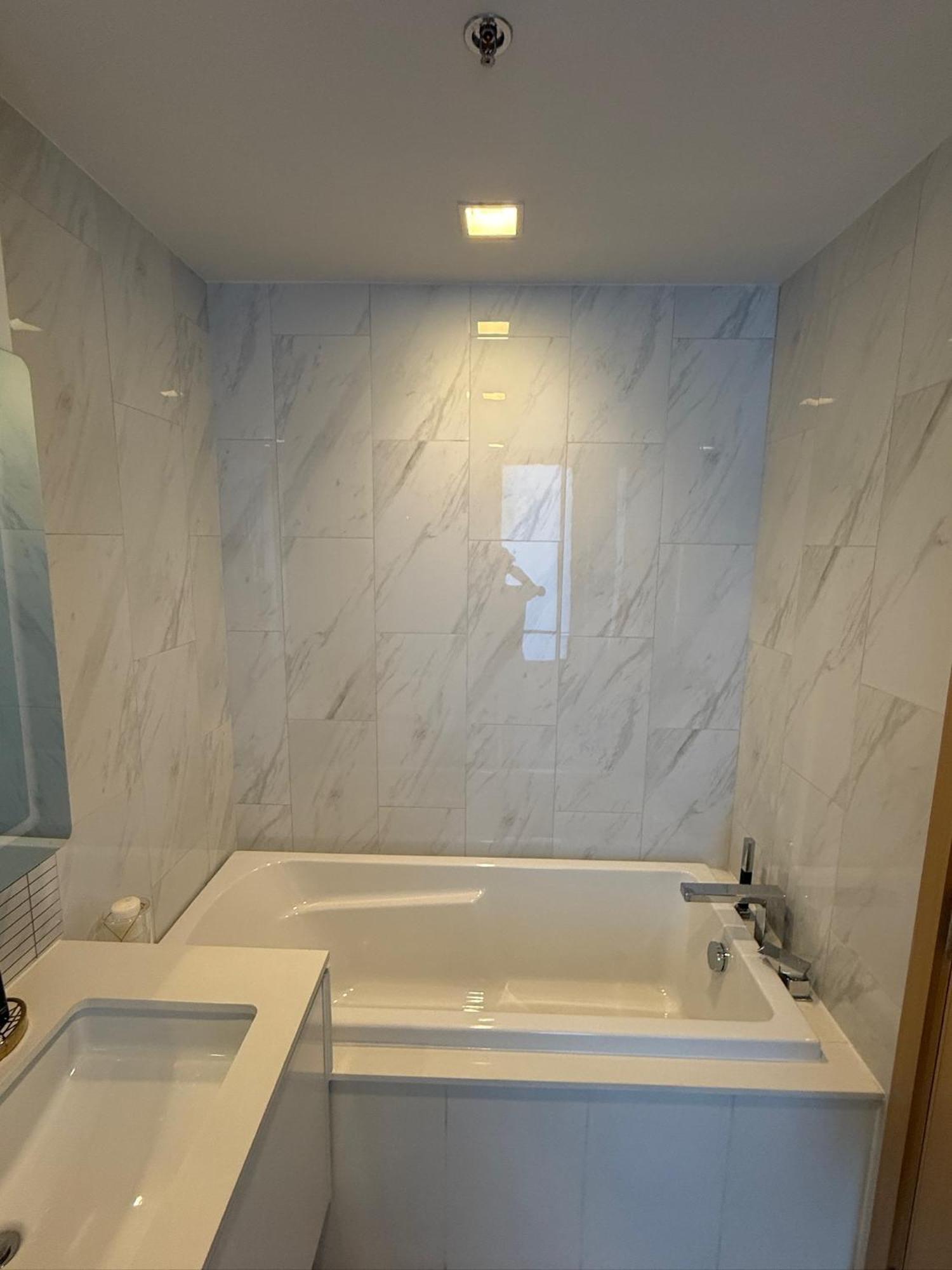 Sukhumvit Terminal 21 Asoke Super Luxury Designer 65 Sqm Pangsapuri Bangkok