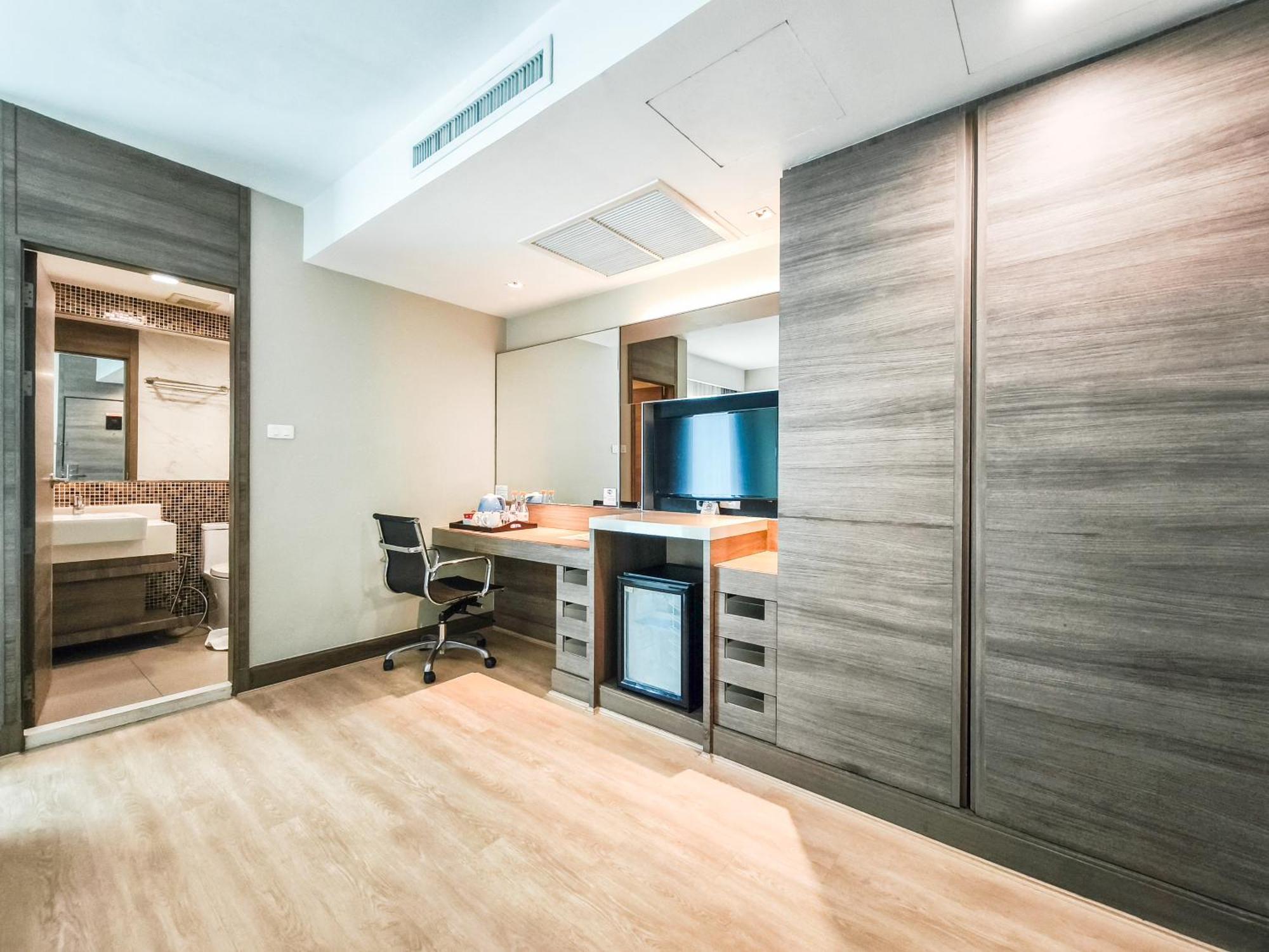 Citrus Sukhumvit 11 By Compass Hospitality Hotel 4*