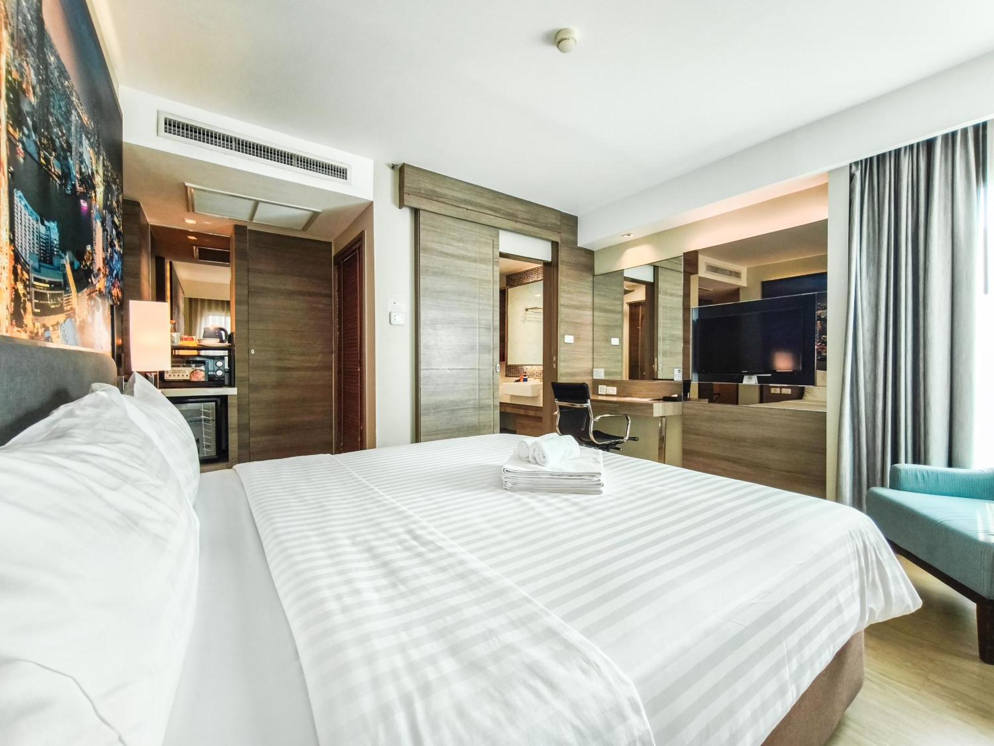Hotel Citrus Sukhumvit 11 By Compass Hospitality 4*
