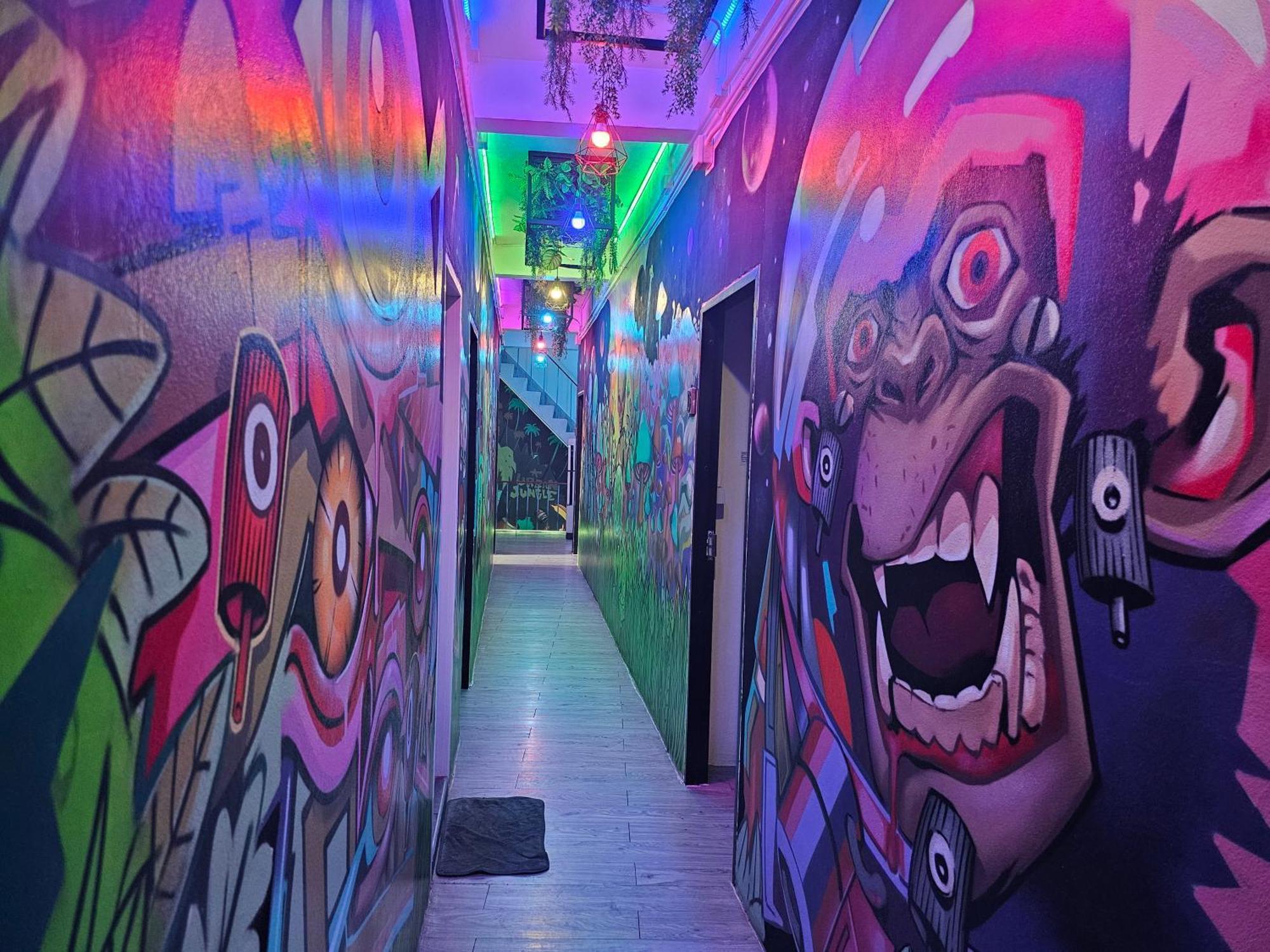Urban Jungle Hostel *