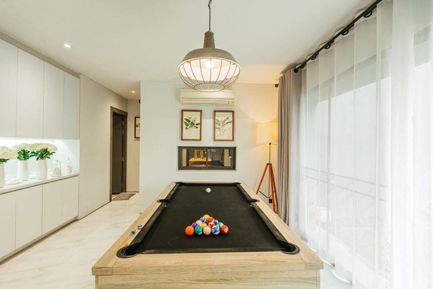 Villa Pool 107a