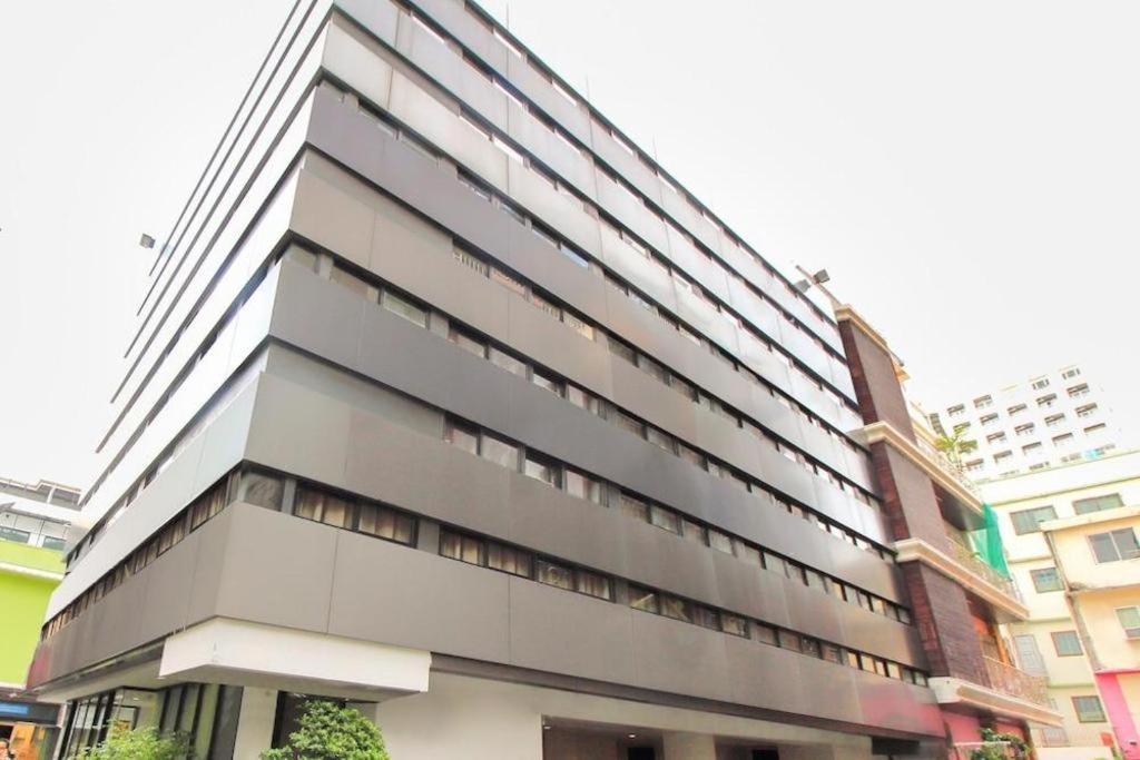 Hotel Oyo 225 Premier Place 2*