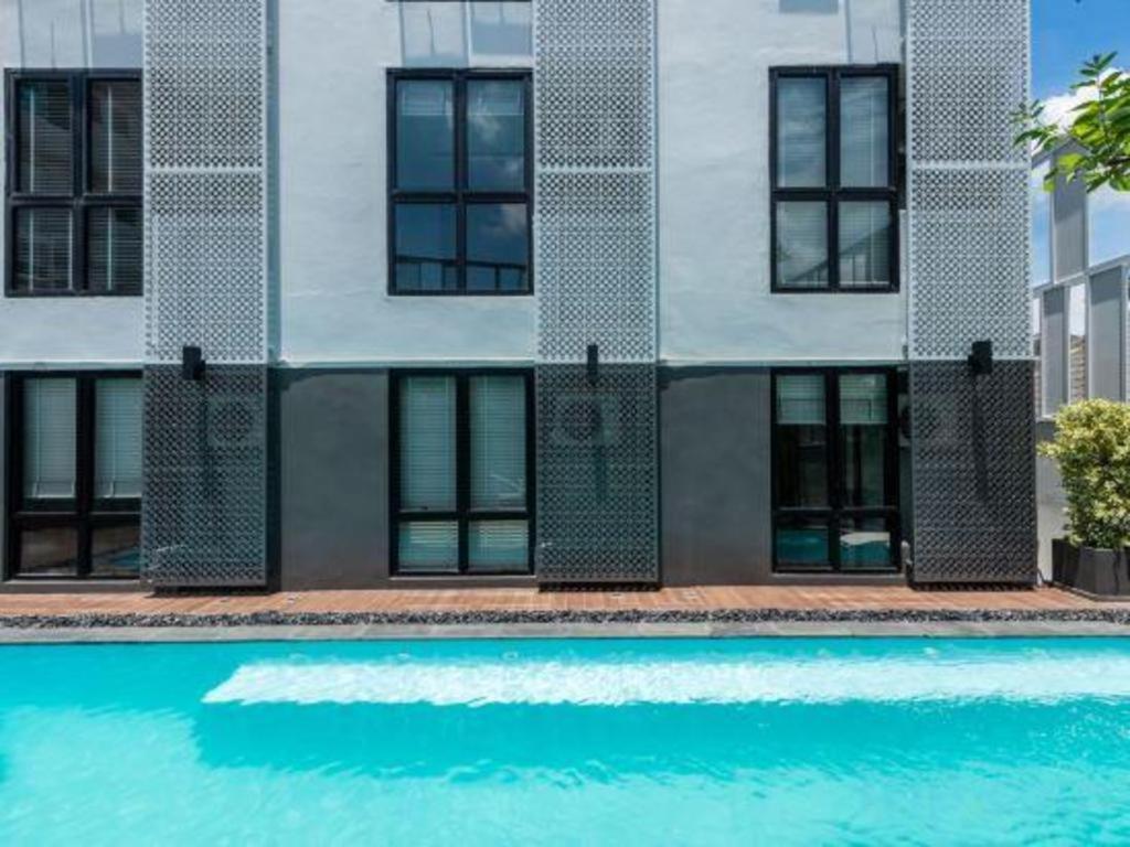 De Kaya Hostel