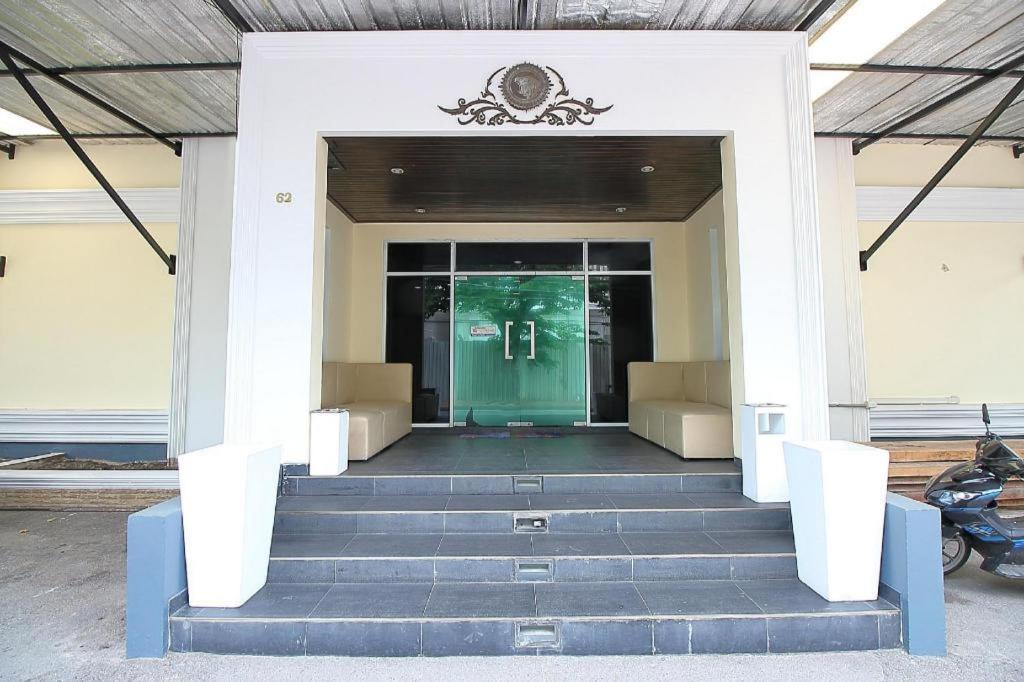 Hotel Oyo 1002 Pinklao Bangkok