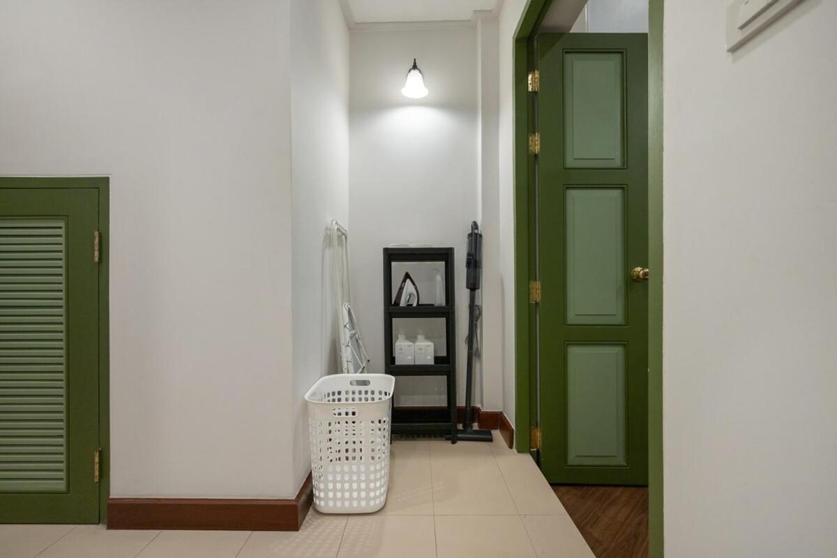 Sunfire House Chinatown Villa