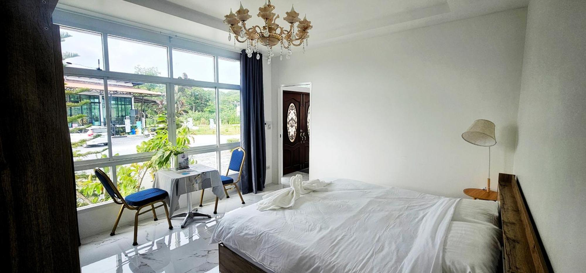 Homestay Tiny Island *