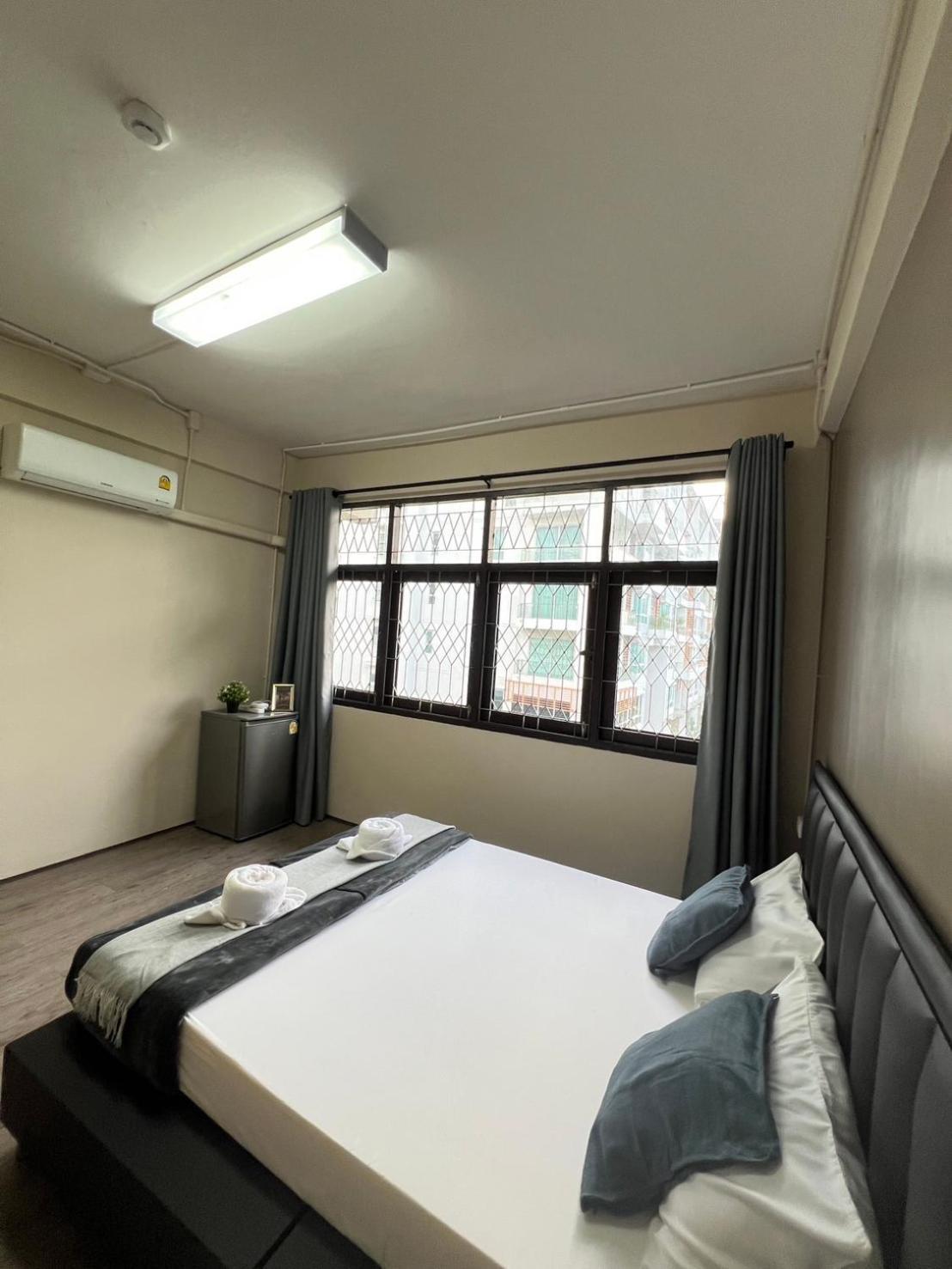 Wisma tamu The Cage Bangkok
