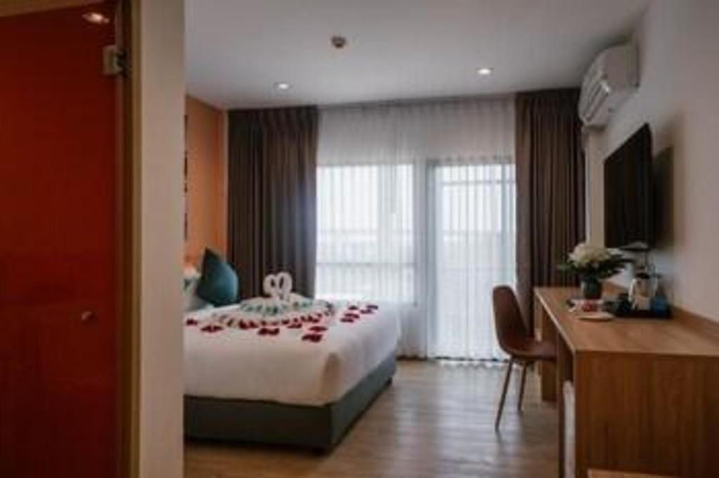 The Iconic Don Mueang Airport Hotel 4*