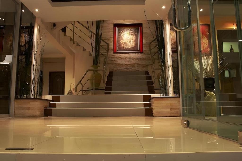 Hotel Grand Pinnacle 3*