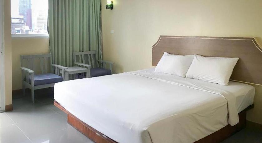 J Two S Pratunam Hotel 2*