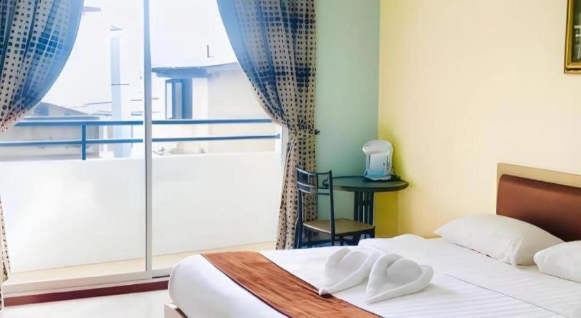 Buddy Place Hotel