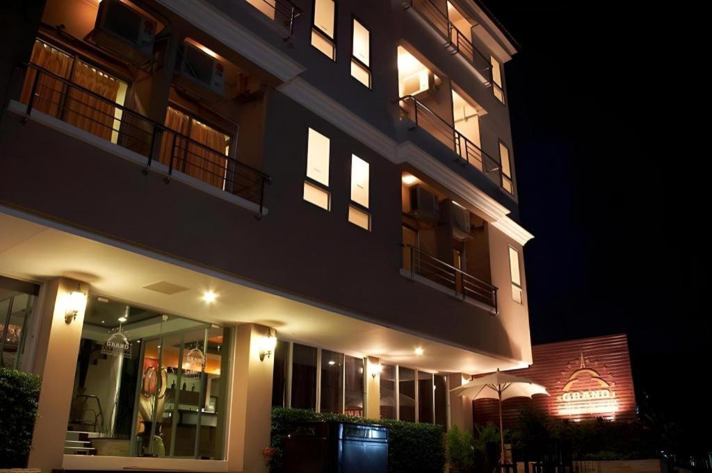 Hotel Grand Pinnacle 3*