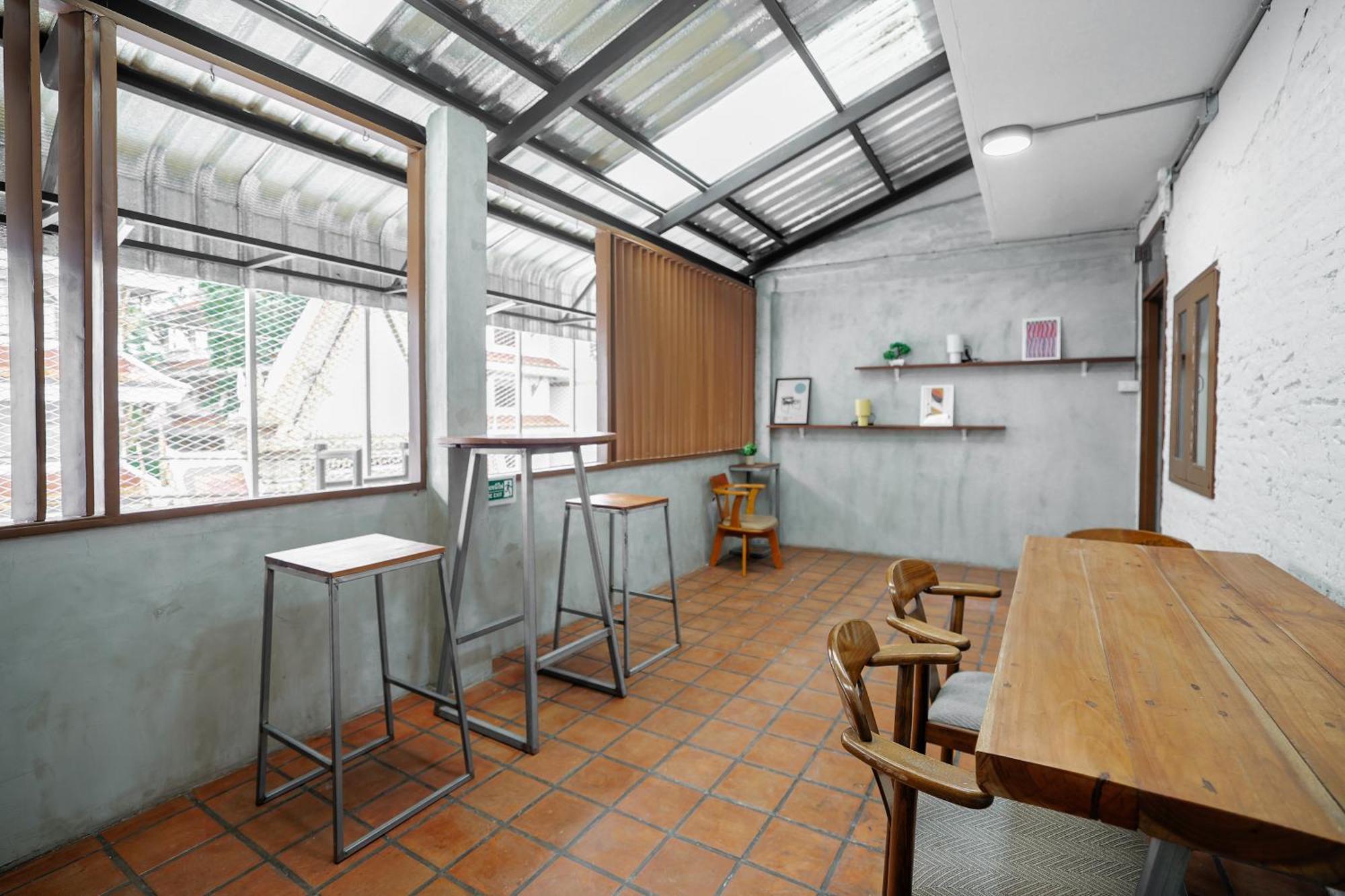Siam Breeze By Spi Inn *