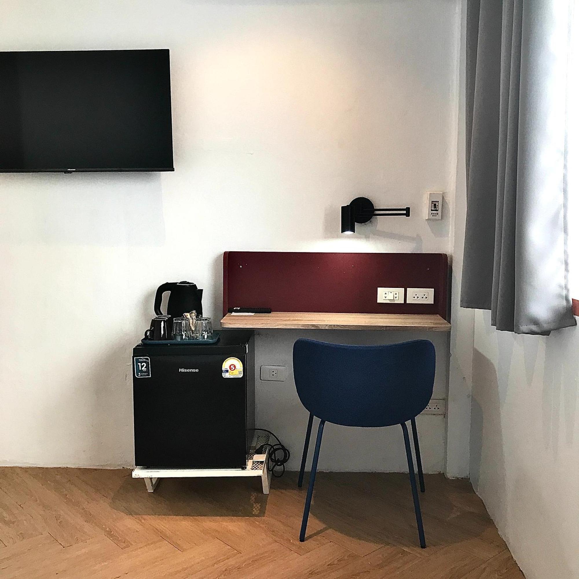 Beige Poshtels + Netflix Hostel *