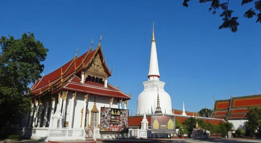 5 Diamond 2* Bangkok