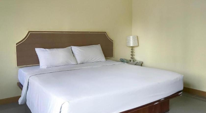 Hotel J Two S Pratunam 2*
