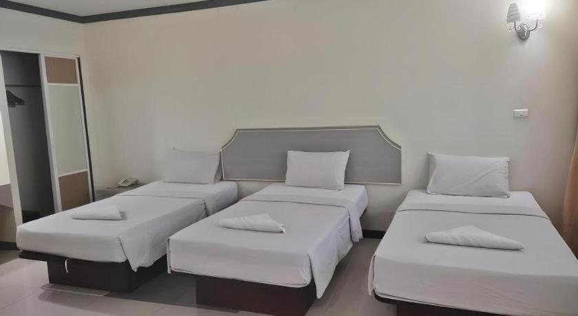 J Two S Pratunam Hotel 2*