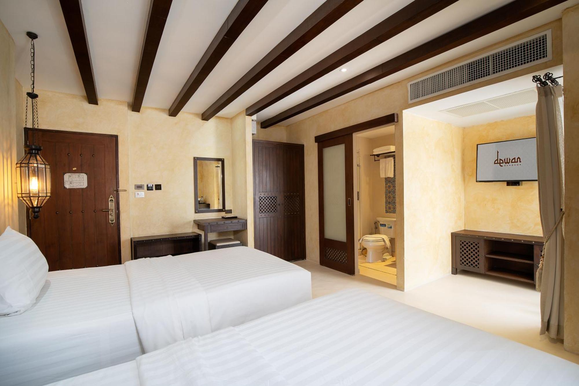 Dewan Hotel Bangkok
