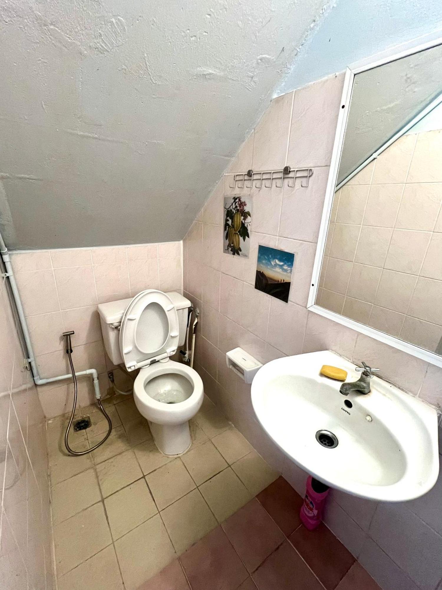 Firstfloordome2beds Hostel Bangkok