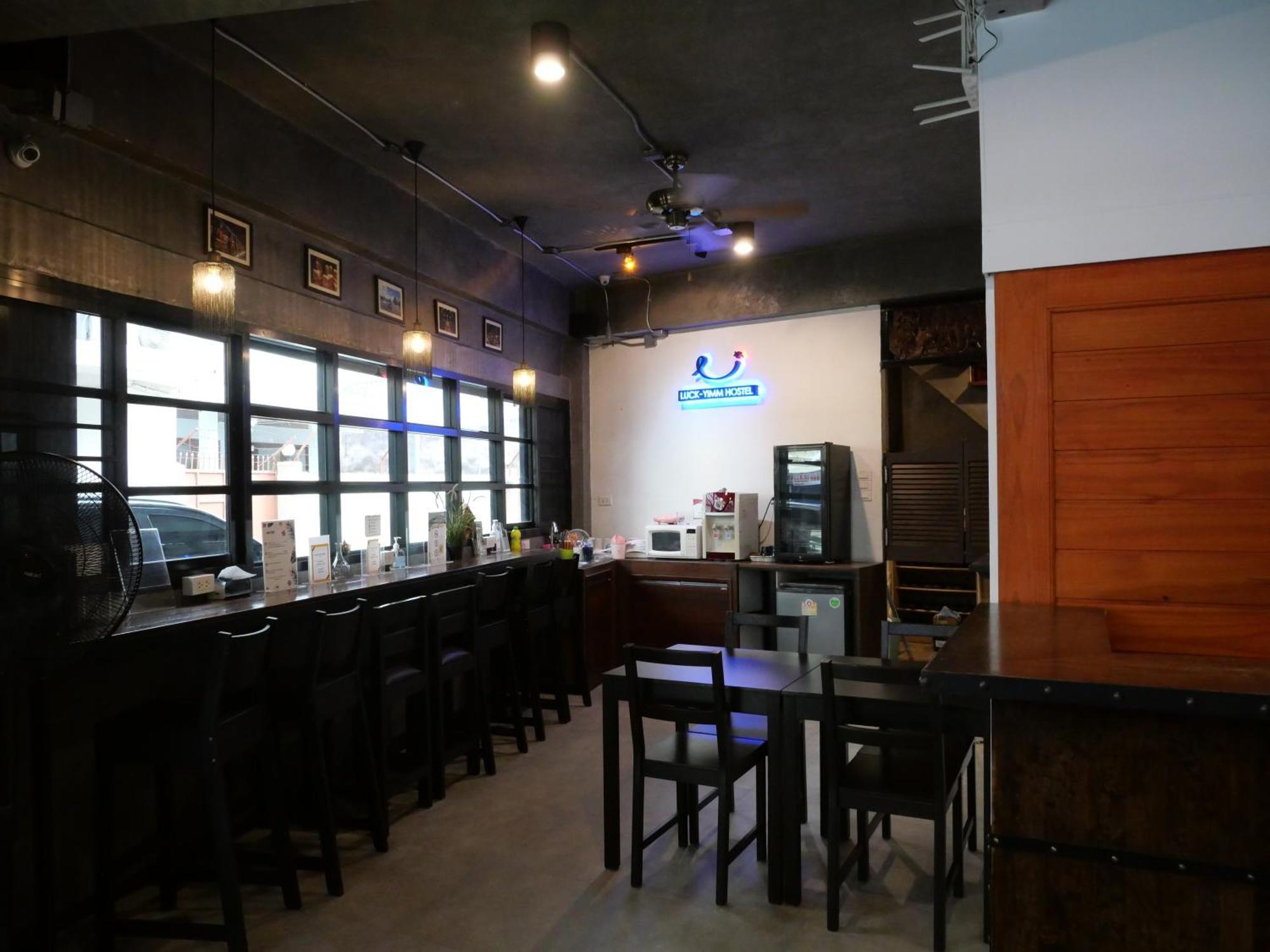 Luck Yimm (adults Only) Hostel
