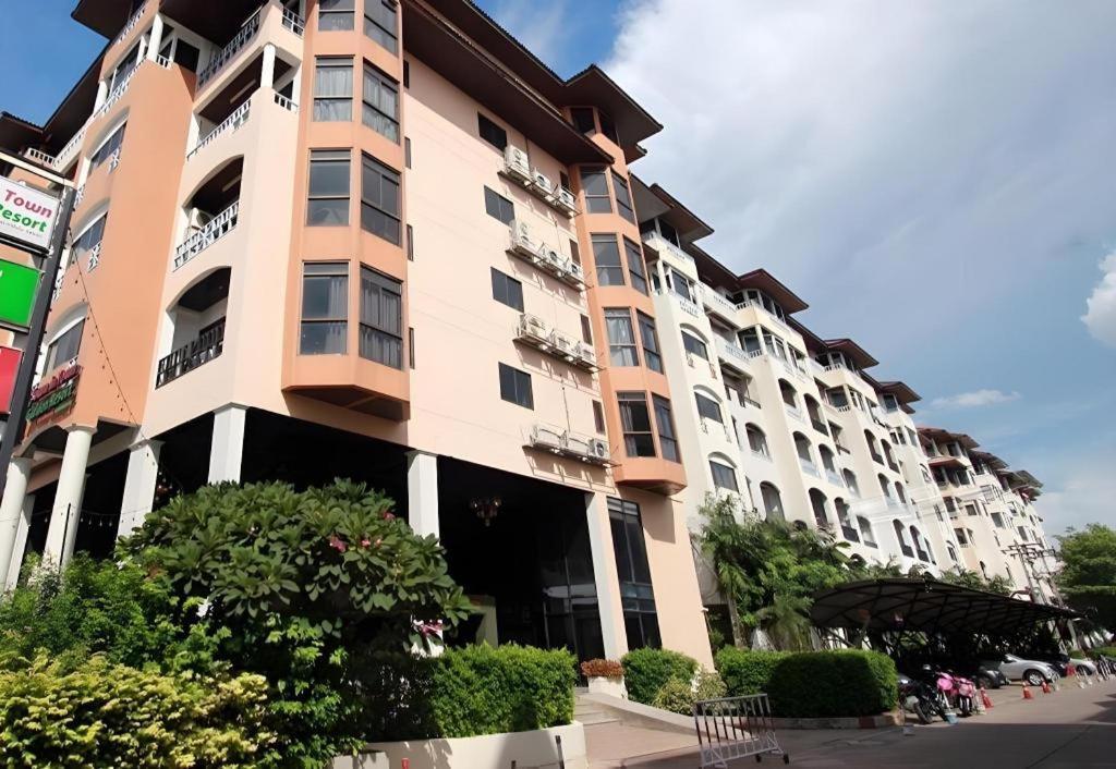 Town In Town Gardent Hotel 3*