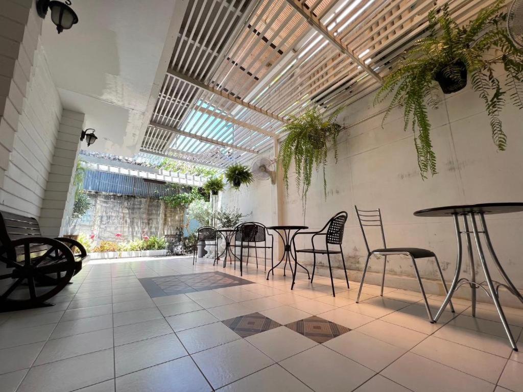 Hotel Ban Thungdang Housetel