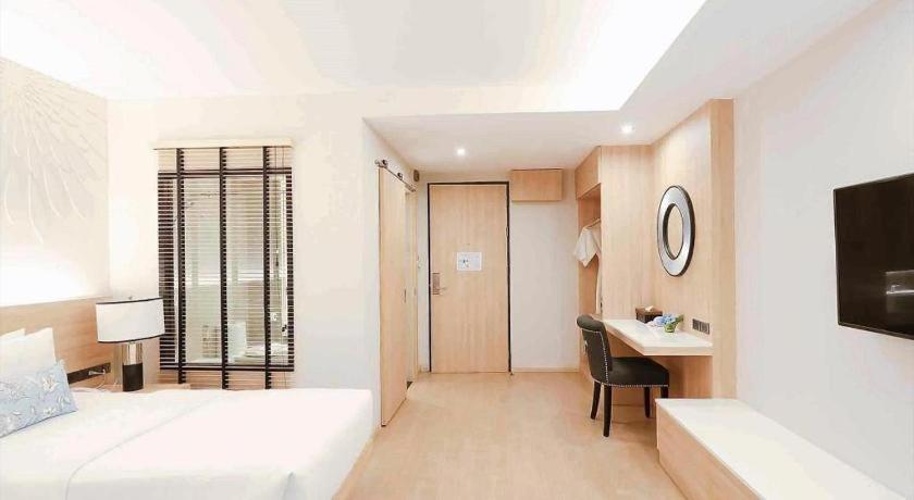 Iconic Hotel 3*