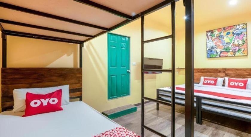 Hostel Art Sanamchai