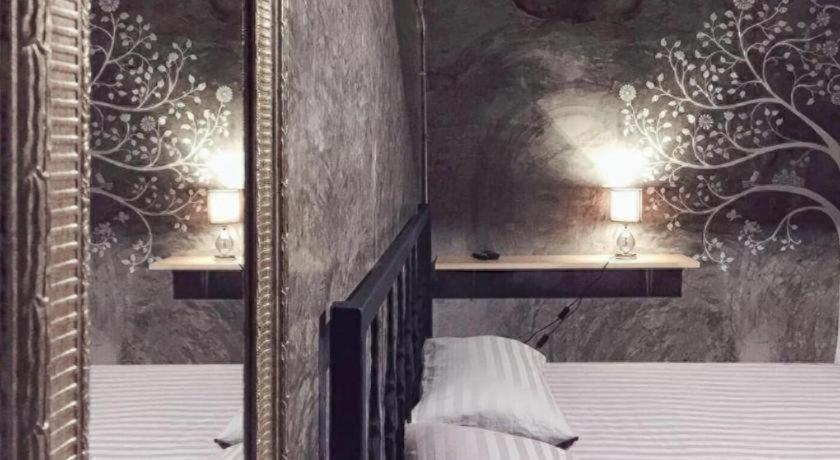 Vm1 Hotel 2*