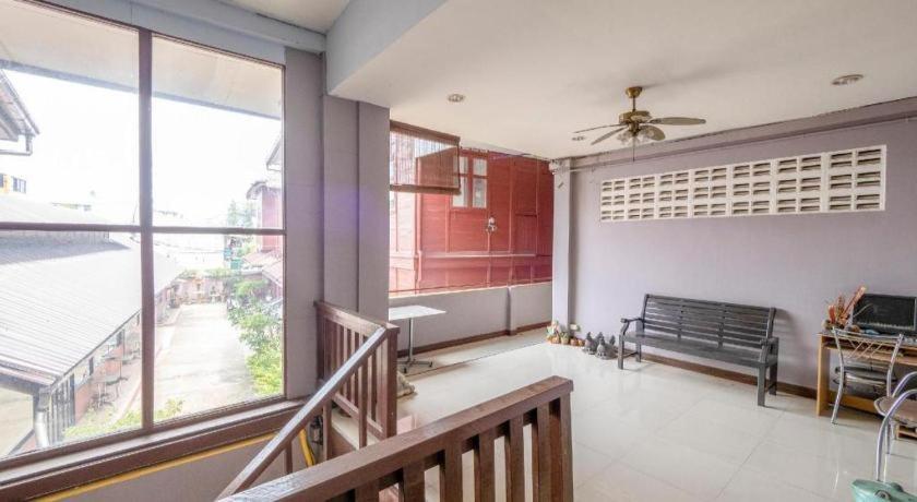 Hotel Oyo 1089 Baan Boran
